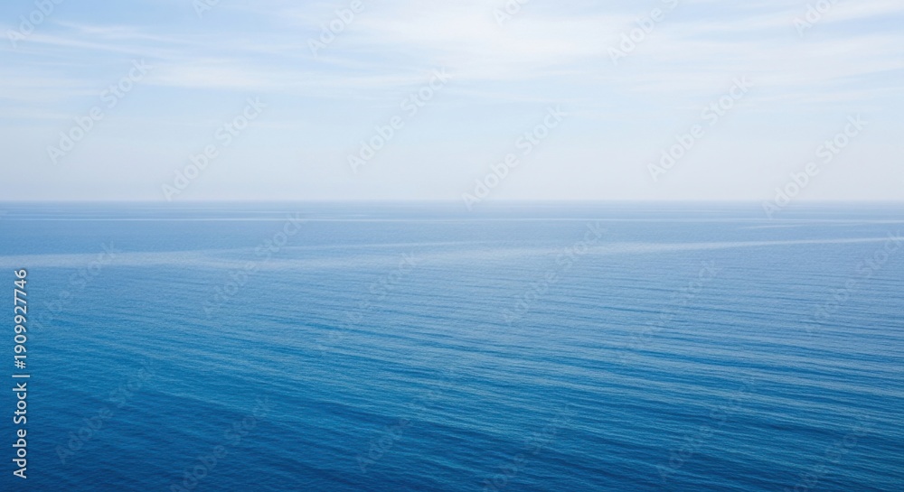 Obraz premium Curelean Blue Ocean Surface and Calm Horizon Sky Abstract