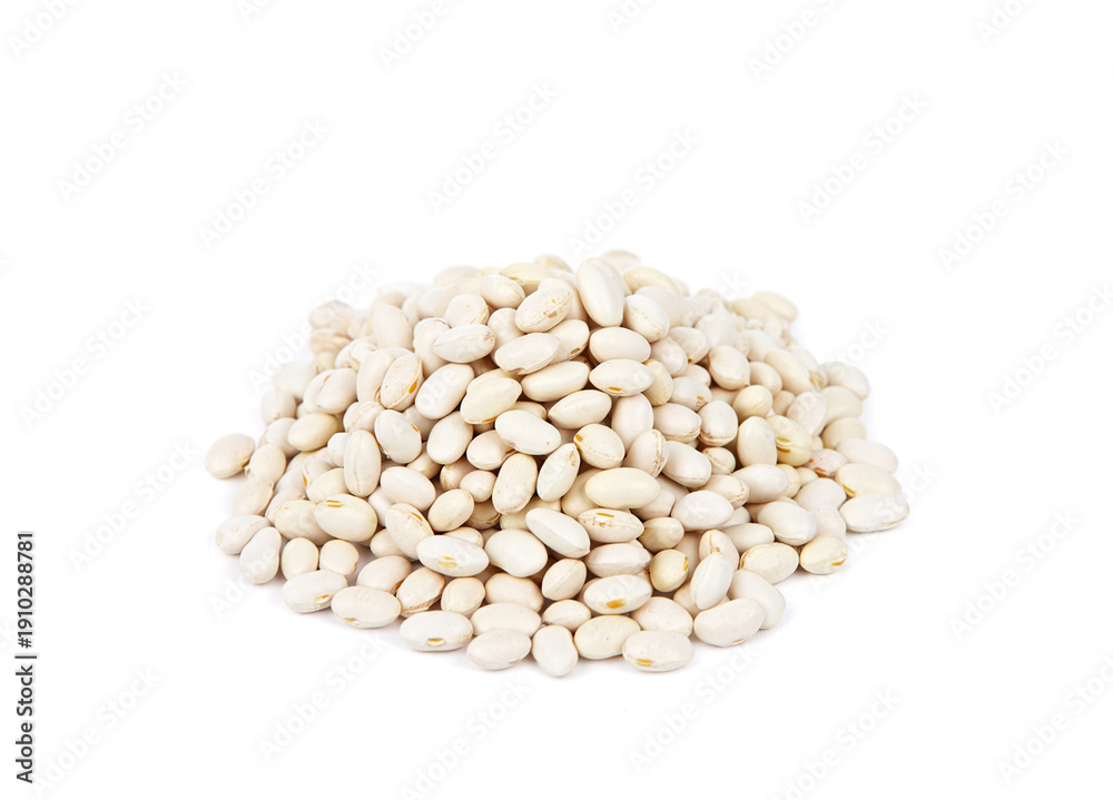 Fototapeta premium Dried beans, kidney beans on a white background