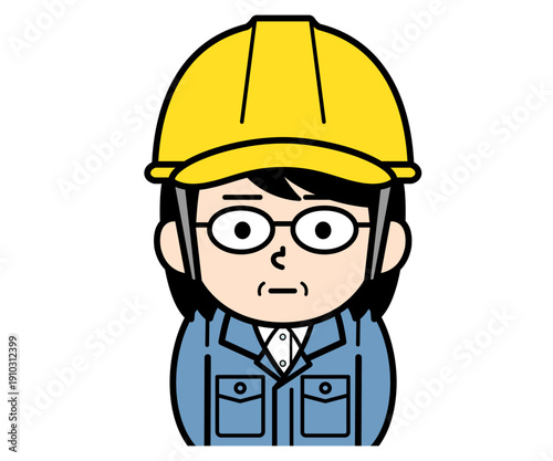 じっと見つめる現場監督の中年女性