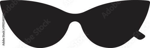 Bold Cat-Eye Sunglasses Silhouettes with Sharp Temple Points