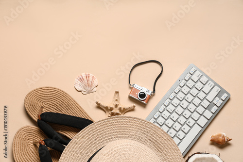 Computer keyboard with came...