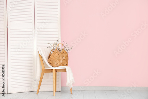 Folding screen and blooming...