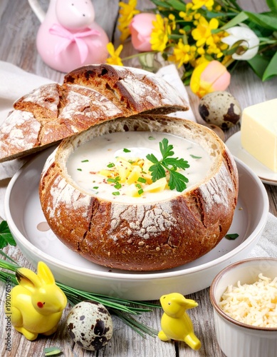 Żurek soup