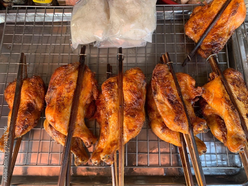 Naklejka premium grilled chicken wings