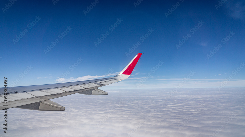 Obraz premium view from airplane window clouds