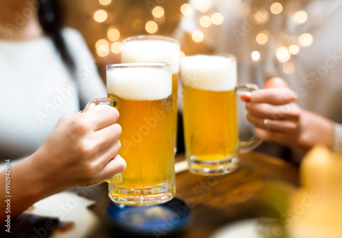 Fotografia 生ビールで乾杯