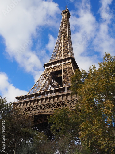 eiffel tower in paris