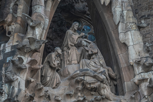 Detalle gótico de la Sagrada Familia, una iglesia en Barcelona creada por Gaudi