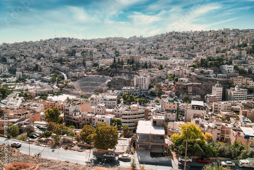 Quadro su tela Amman, Jordan cityscape and view of the roman theatre.
