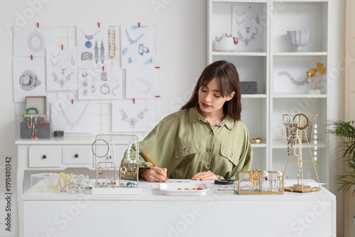 Young female jewelry design...