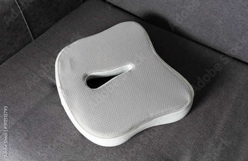Konstfotografi Ergonomic seat cushion with coccyx cutout design for spinal pressure relief, pro