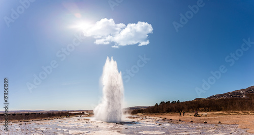 Wallpaper Mural Strokkur geysir, Iceland.  Torontodigital.ca