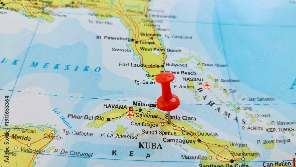 Fototapeta premium View of Santa Clara County, County in California, United States, on a geographical map of America, marked with red push pin