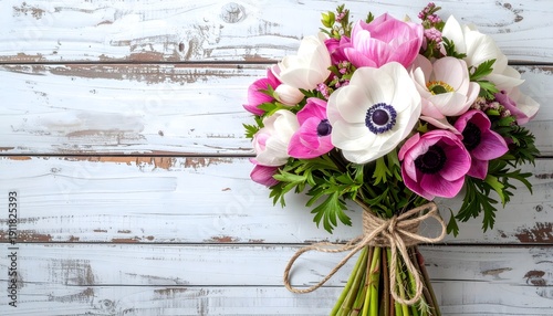 Delicate anemone flowers with rustic style high resolution picture