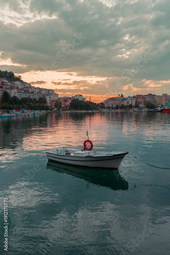 Wallpaper Mural Stunning mountain, waterfall, sea views, and sunset photos. Torontodigital.ca