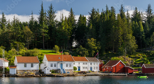 Billede på lærred traditionelle Häuser, Svennvikbukta, Spangereid, Vest Agder, Norwegen