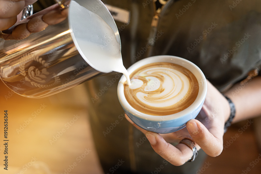 Ταπετσαρία Latte coffee barista milk pour latte art espresso foam in blue cup, creamy heart