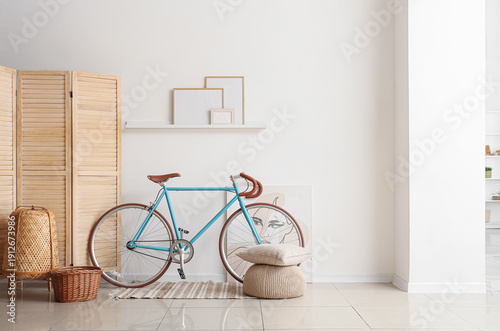 Folding screen, shelf with ...