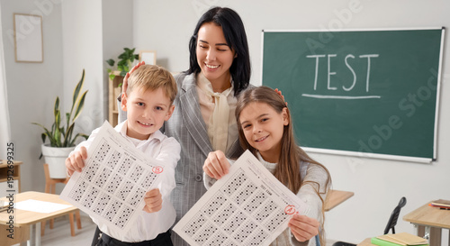 Happy pupils with results o...