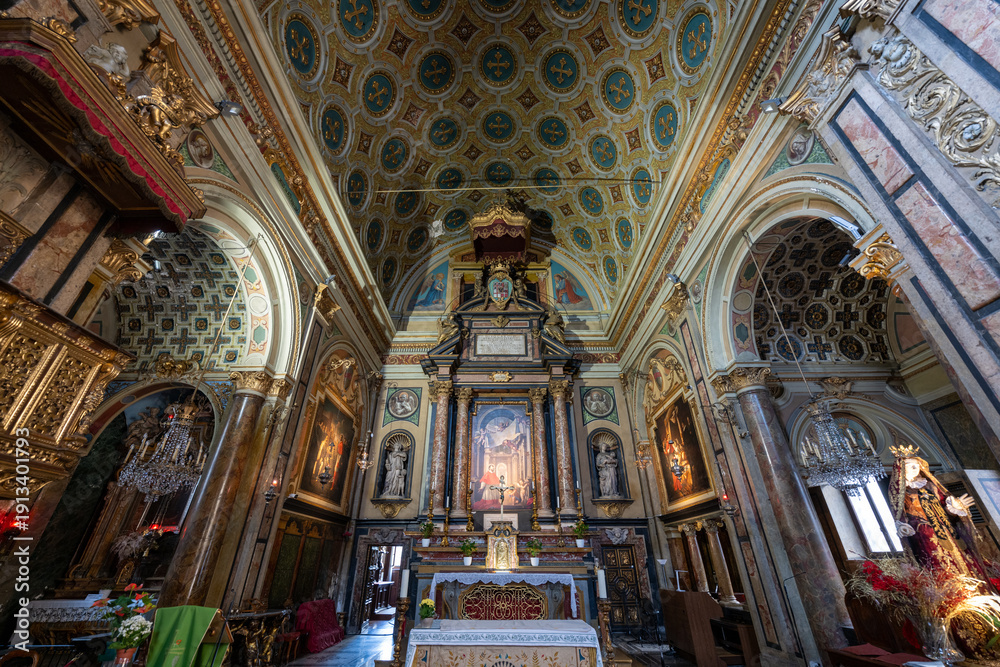 Fototapeta premium Interior of Chiesa di San Carlo Borromeo - Turin, Italy