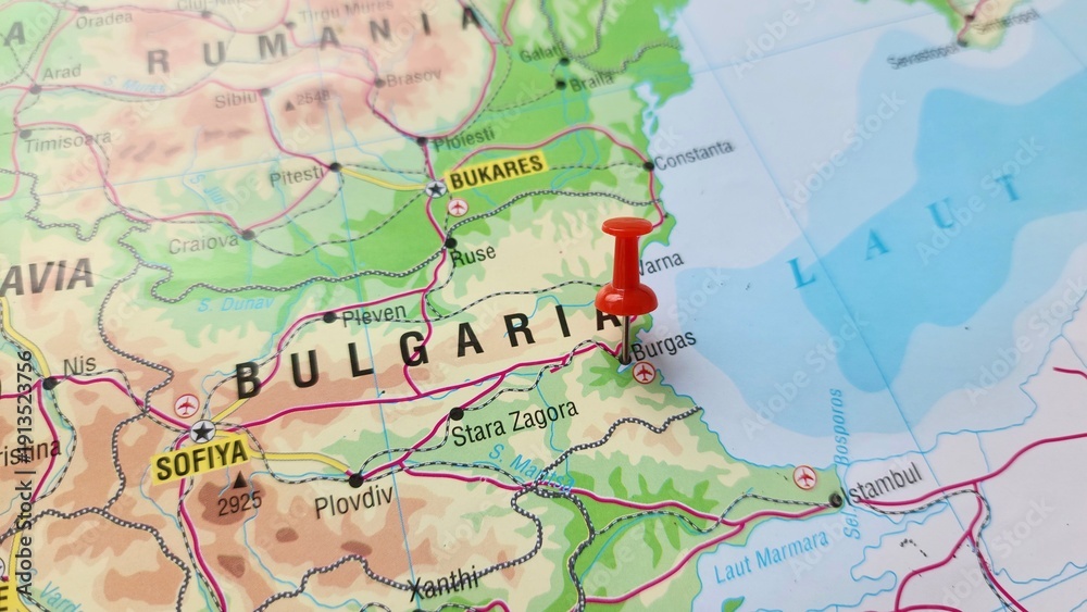 Naklejka premium View of Burgas, City in Burgas municipality, Burgas oblast, Bulgaria, on a geographical map of Europe, marked with red push pin