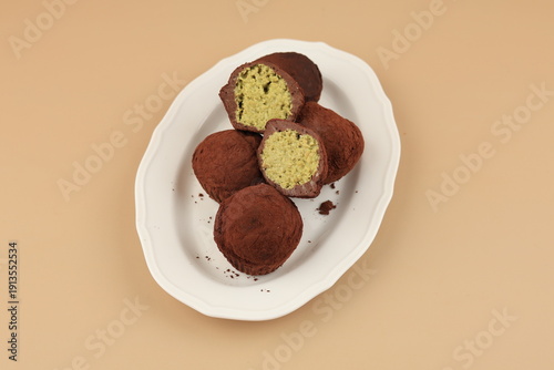 Принти на полотні Dubai Chewy Chocolate