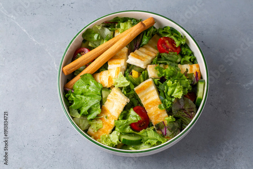 Caesar salad - fried chicke...