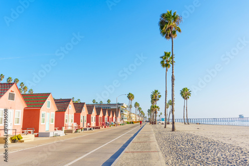 Φωτογραφία Roberts Cottages along Oceanside Beach Strand in San Diego California