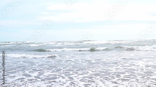 Continuous Rolling Waves in the Ocean