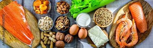 Common food allergens including eggs, milk, soya, nuts, fish, seafood, wheat flour, dried apricots and celery