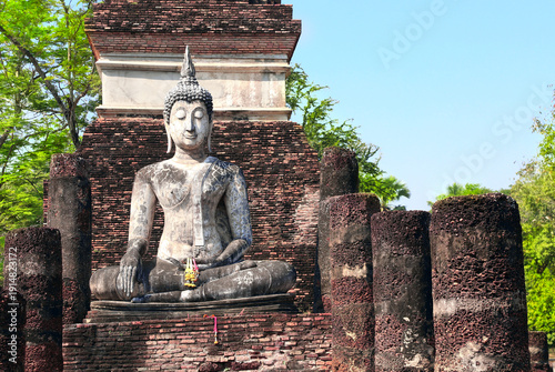 Εκτύπωση καμβά Ancient stone Buddha statue, Wat Sa Si temple, Sukhothai historical park