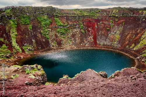 Schilderij op canvas Exploring kerid crater lake in south iceland on the golden circle