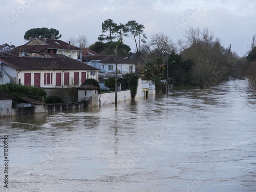 Photography Ville de Tartas, subissant les débordements de la midouze, suite à la tempête Ni
