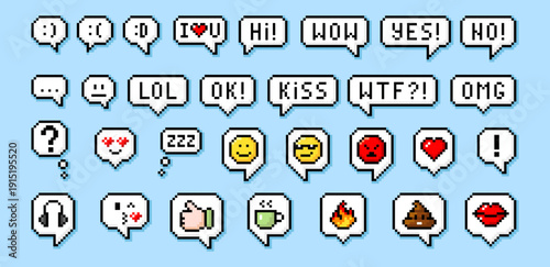 Pixel speech bubbles, chatting icon. Pixelated dialog box. Retro 8 bit pixel assets