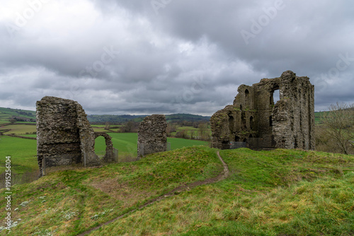 Fotografie Clun Castle a medieval ruined castle in the town of Clun, Shropshire, England