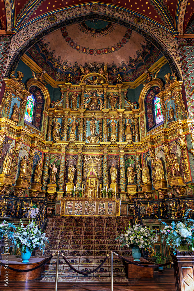 Obraz premium Interior of St Jean Baptiste church, St John the Baptist, one the most important landmark of Saint Jean de Luz in France