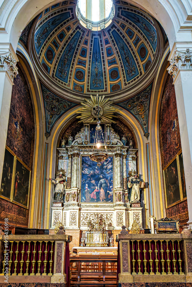Obraz premium Interior of Cathedral Basilica of Our Lady of the Pilar, Zaragoza, Spain