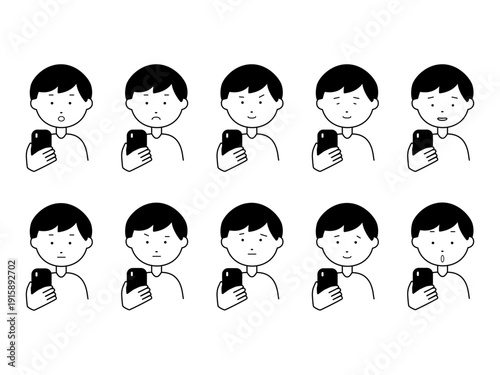 スマホを見る男性　表情10選 白黒