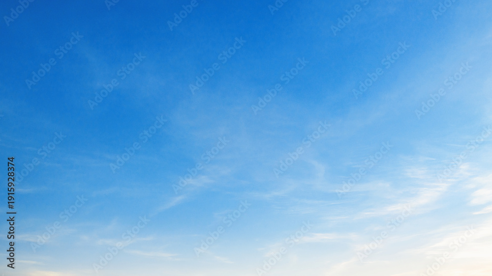 Obraz premium clear blue sky with no clouds