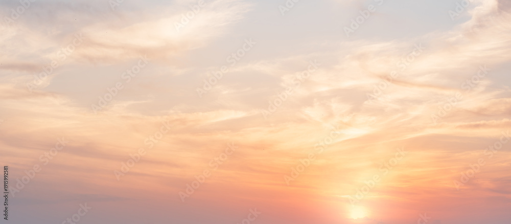 Fototapeta premium Morning Sky, Golden sunset beauty summer sun dawn with Yellow, Orange, Blue sunrise sky background, Sunny bright dramatic cloud heaven sunshine, Horizon romantic red fluffy landscape twilight sky view