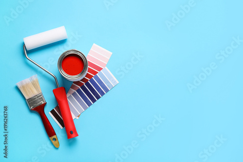 Roller with brush, can of r...
