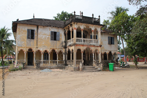 Canvas Print colonial villa in a village (angkor borei) in the takeo province in cambodia
