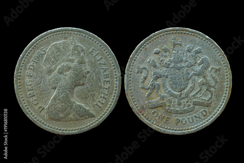 Φωτογραφία One Pound United Kingdom 1983 Nickel-Brass Coin, Queen Elizabeth II Obverse and