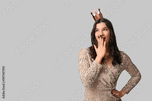 Surprised young woman in st...
