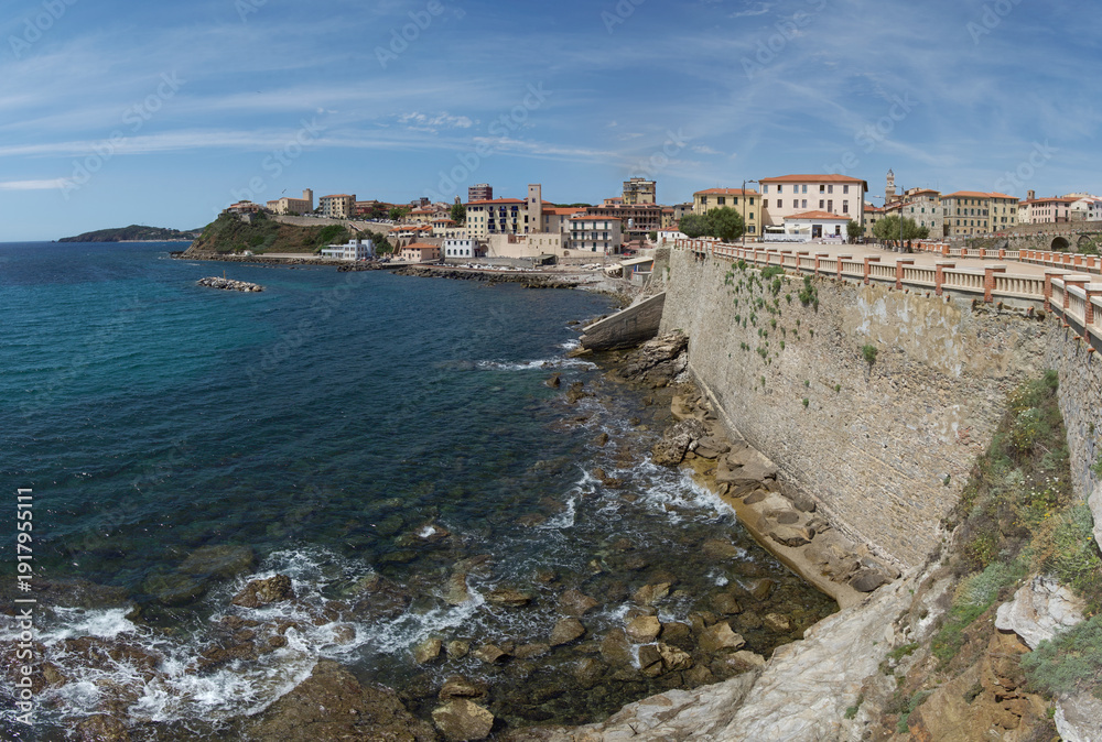 Fototapeta premium Italien - Toskana - Piombino