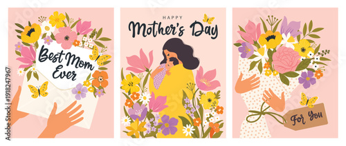 Set of Mother's day greeting cards with beautiful blossom flowers. Templates with floral bouquets and a wreath of flowers for cards and invitations to Valentine s Day, wedding, Mother s Day.