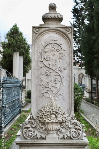 Quadro em tela Handcrafted Floral Motifs on an Ottoman Period Marble Tombstone