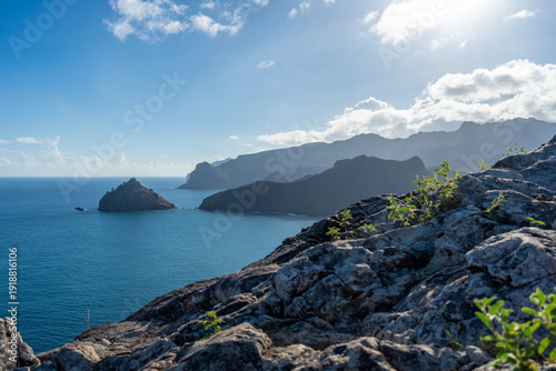 Tableau sur toile Cliffs and coastline of Taiohae Bay in Nuku Hiva, Marquesas Islands, French Poly