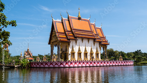 Wat Plai Laem în Koh Samui, Kingdom of Thailand.