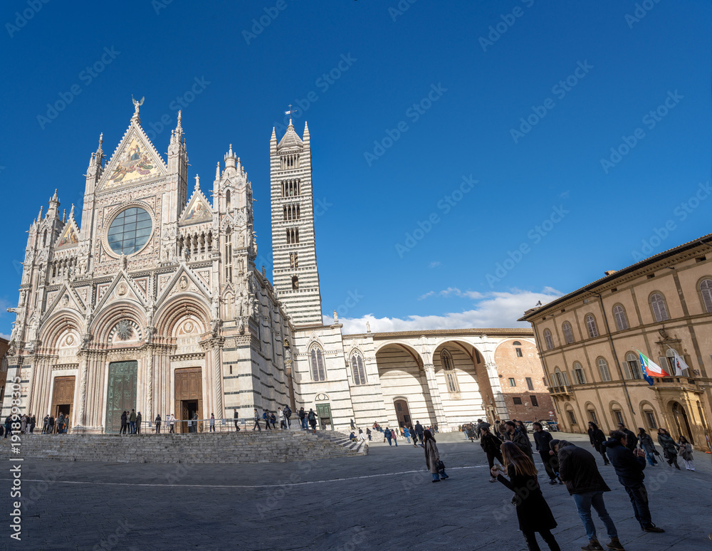 Fototapeta premium Italy Tuscany Siena Cathedral view of the Duomo
